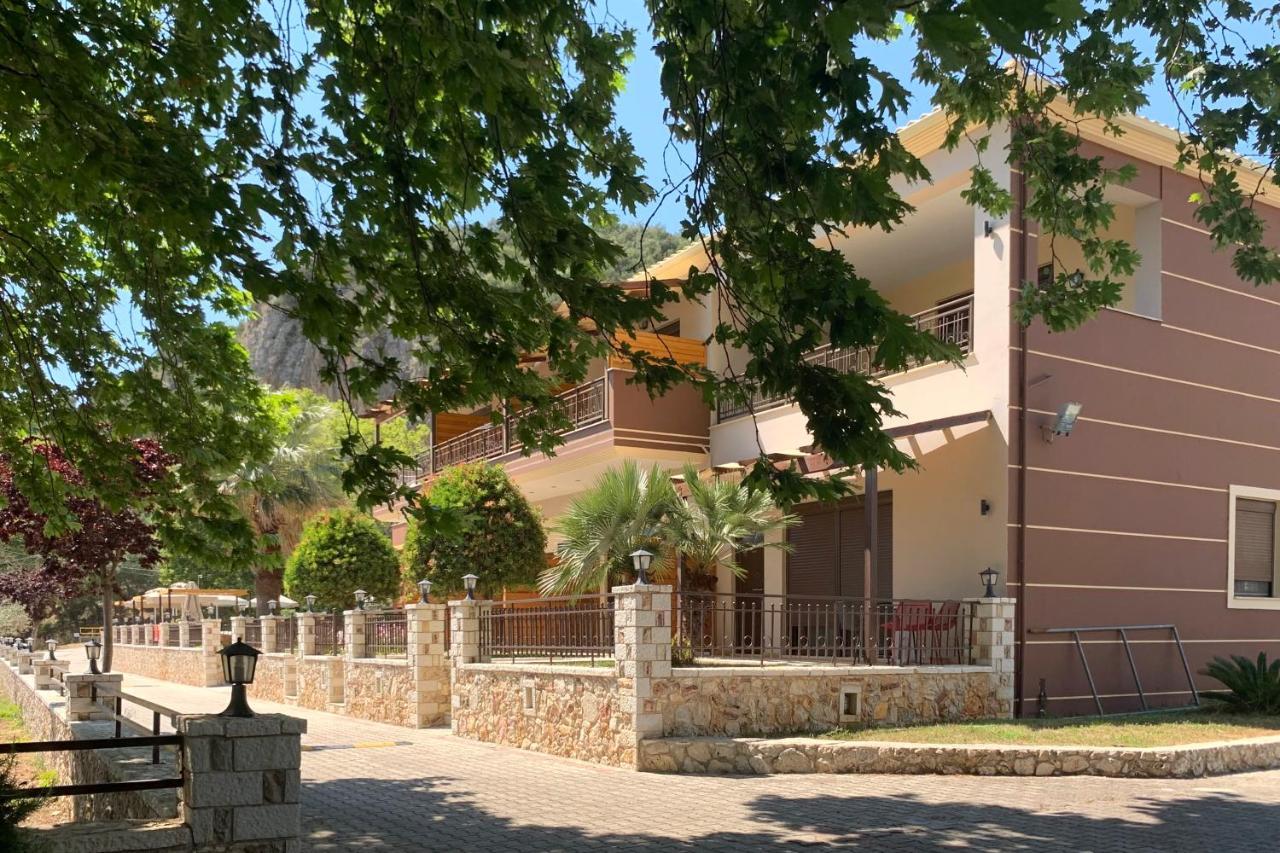 Riviera Perdika Hotel Exterior photo